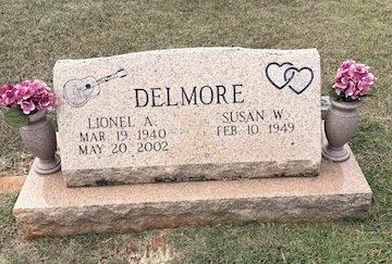 Lionel Delmore gravesite